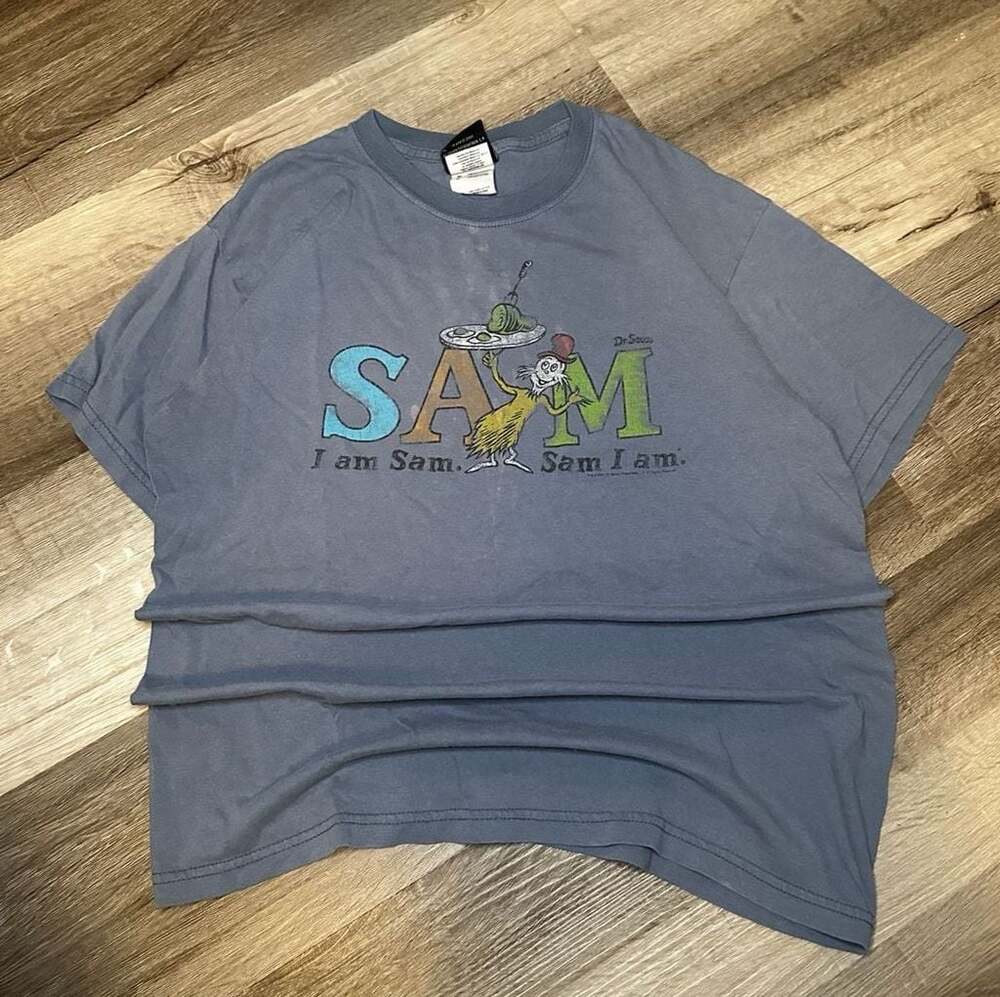 Vintage 2001 Dr. Seuss Green Eggs and Ham Sam I Am T-Shirt Size M